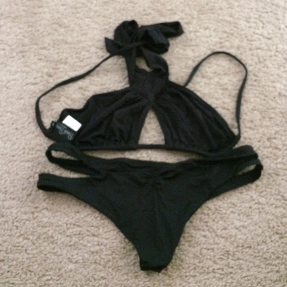 Beach Bunny Bikini Toy Soldier RARE - Picture 3 of 4